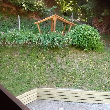 Apartman Apartma *